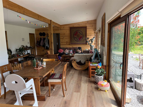 Casa En Arriendo De 3 Dorm. En Pucón