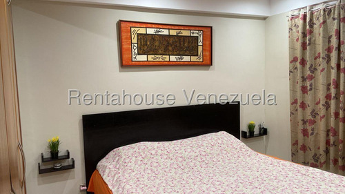Venta De Apartamento En Playa Grande Vargas Lp
