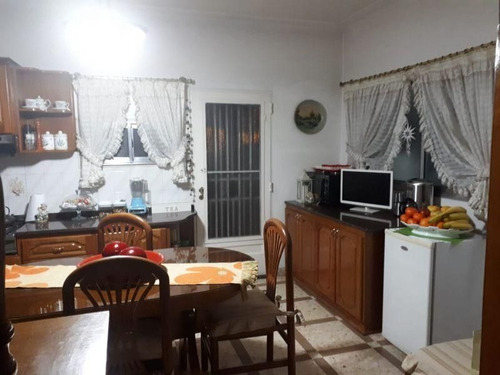 Imagen 6 de 22 de Casa En Venta De 4 Dormitorios En La Cumbre, La Plata.