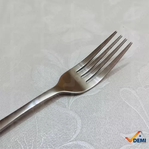 Jogo de Garfos de Mesa em Inox com 12 Unidades - Máquinas, Equipamentos e  Utensílios Domésticos para Bares, Restaurantes, Lanchonetes, Supermercados,  Cozinha Industrial.