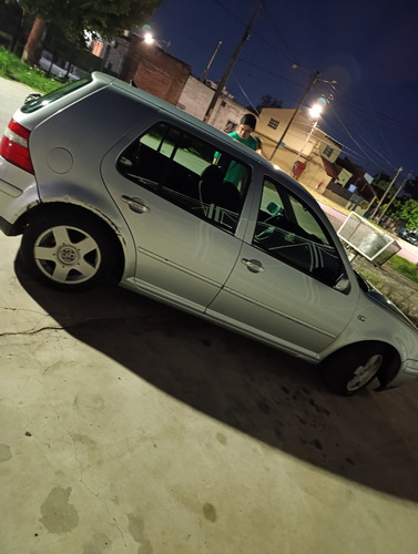 Volkswagen Golf 1.6 Comfortline