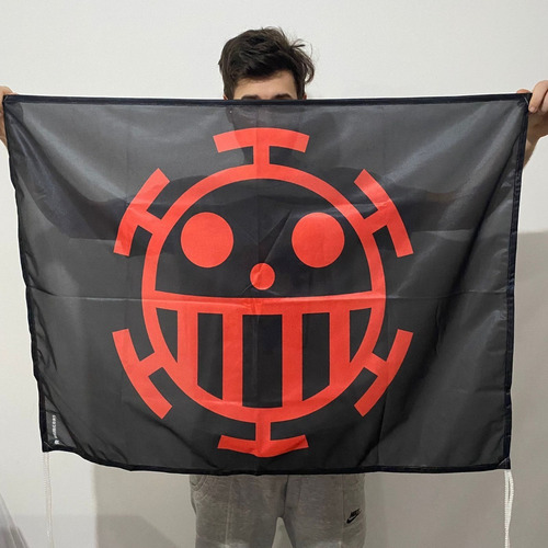 Imagen 1 de 3 de Bandera De Anime One Piece - Trafalgar Law - Animeras