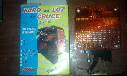 Faro Luz Cruce Ford F-750/600 Con Bombillo Ivica F134 El Par