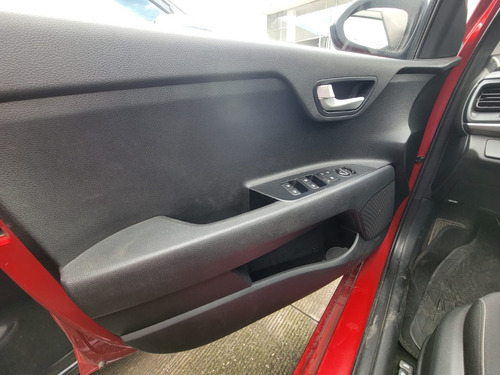 Kia Rio 1.6 L Sedan Mt