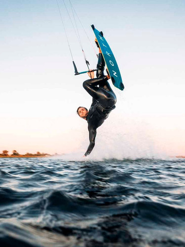 Imagen 5 de 6 de Kitesurf North Tabla Prime Completa + Quillas Y Straps -lich