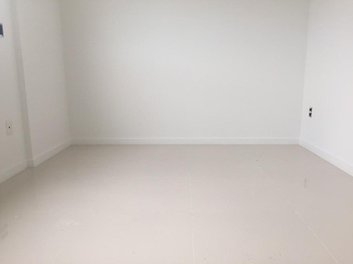 Imagem 18 de 24 de Apartamento Em Florianópolis - Sc - Ap0406_ccon
