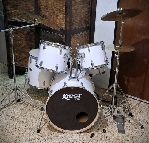 Bateria Krest Pro Completa Con Fierros Y Platillos Excelente Blanco (Usado)