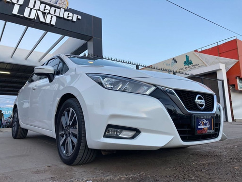Imagen 1 de 15 de Nissan Versa Advance, 2020