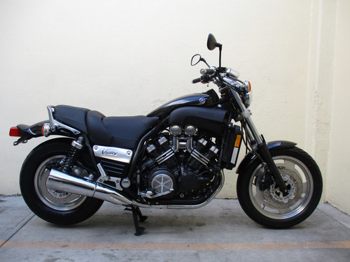 Yamaha V Max 1200