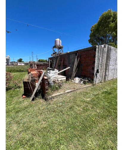 Oportunidad, Casa A Terminar, Camet Norte