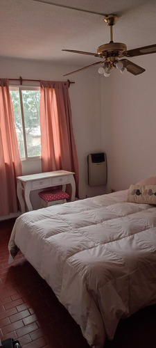 Departamento En Pringles N°1750, Entre Av. Lafinut Y Av. Quinto Centenario, Al Lado De Oca