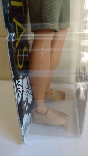 Imagem 5 de 6 de Boneco Ken Fashionistas Steven Floral Tee