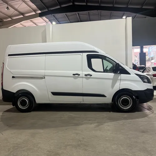 Ford Transit 2.2 Van Larga Techo Alto Custom Mt
