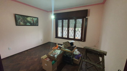 Imagen 7 de 10 de Sólida Y Amplia Casa A Pasitos De Av. Italia.