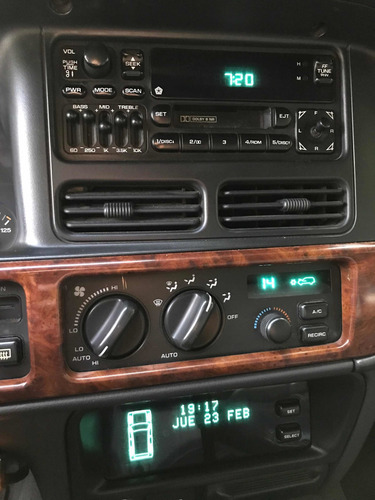 Imagen 18 de 19 de Jeep Grand Cherokee 1997 5.2 V8 Limited