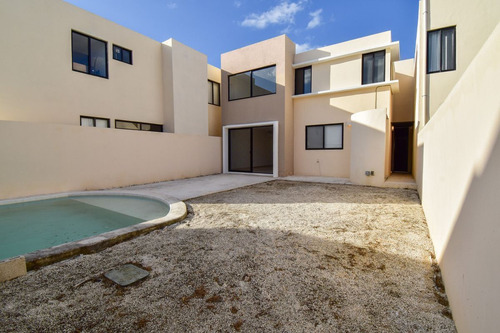 Casa En Venta En Mérida, Privada Andres, Cumbres De Novonorte, Conkal