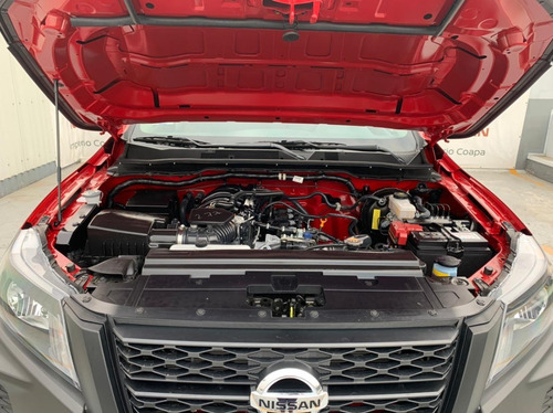 Imagen 8 de 10 de Nissan Np300 Chasis Cab Sin Aire 2022