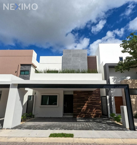 Imagen 2 de 22 de Venta En Casa En Residencial Aqua Cancún