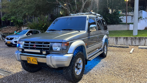 Mitsubishi Montero 3.0 V43 Wagon