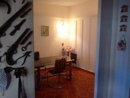 Imagen 8 de 30 de Casa En Venta Espectacular Tres Plantas En Conj Residencial Pozo Y Planta Peq. Inf: 0424-4040417