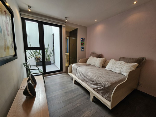 Departamento Con 3 Recamaras, Balcón Y Patio En La Condesa