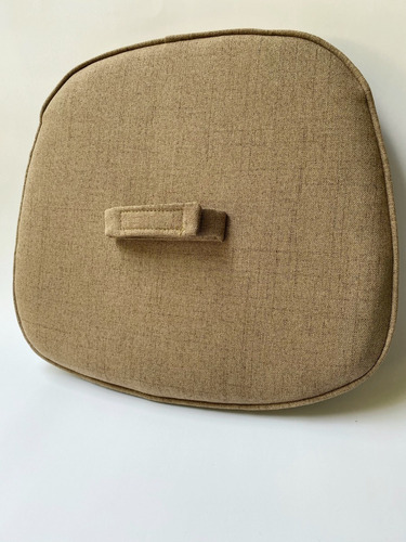 Imagen 2 de 5 de Almohadones Para Sillas Bertoia Lino Tapicero Pequeño Taller
