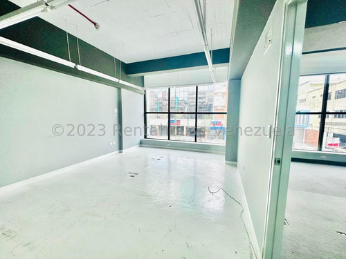 Imagen 10 de 30 de Edificio Comercial (3 Niveles) Alquiler Chacao Mls-23-30286