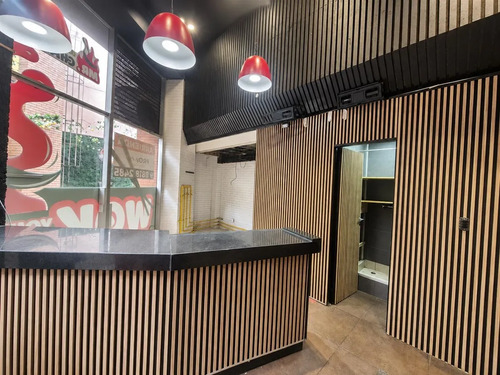 Local Comercial En Arriendo En Providencia