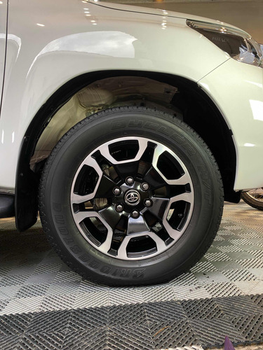 Toyota Hilux Pick-up 2.8 Cd Srx 204cv 4x4 At