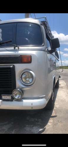 Volkswagen Kombi 1.4 Total Flex 3p