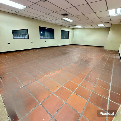 Venta Excelente Galpón En Boleíta Sur!! Oportunidad De Inversión!!!