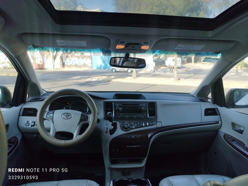 Toyota Sienna Xle