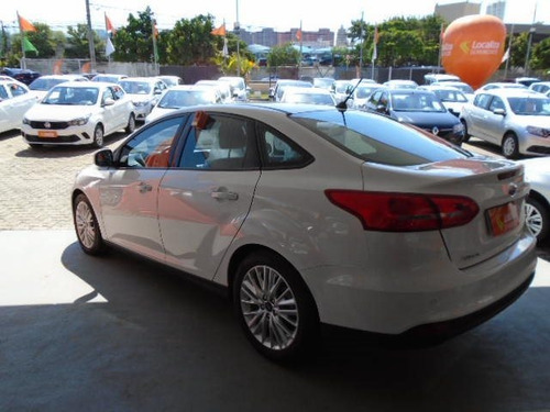 Ford Focus 2.0 Se Fastback 16v Flex 4p Powershift