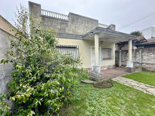 Venta Casa A Reciclar 3 Amb C/jardin En Padua Sur