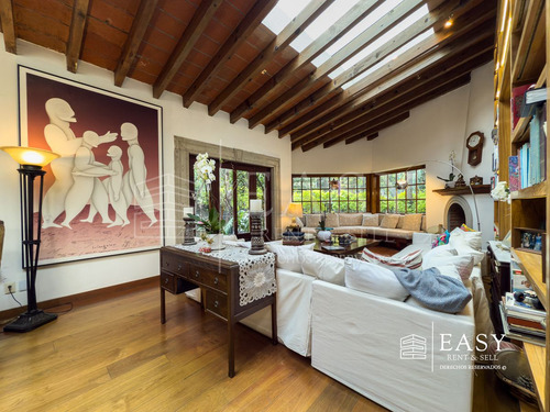 Venta Casa Bosques De Las Lomas, Estilo Rústico Moderno