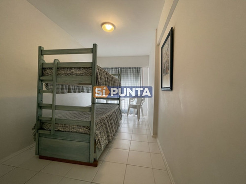 Imagen 8 de 18 de Apartamento En Alquiler - Brava