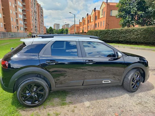 Citroën C4 Cactus 1.6 Shine Turbo Aut