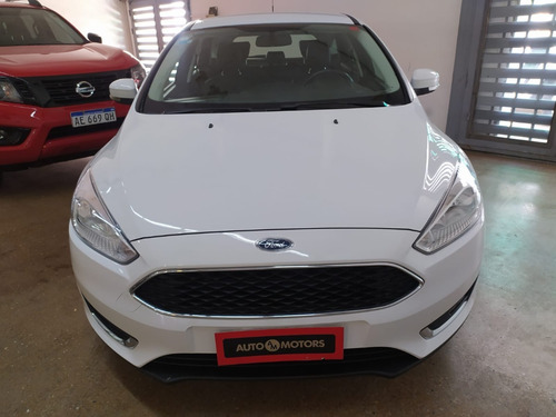 Imagen 3 de 17 de Ford Focus 2.0 Se 5pts 2016