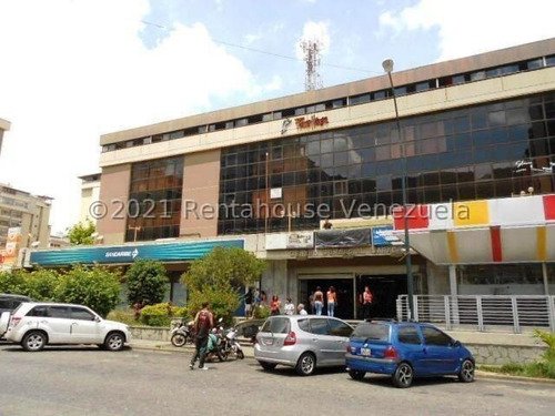 Jose Luis: Local Comercial En Venta En Montalban Iii #23-2585