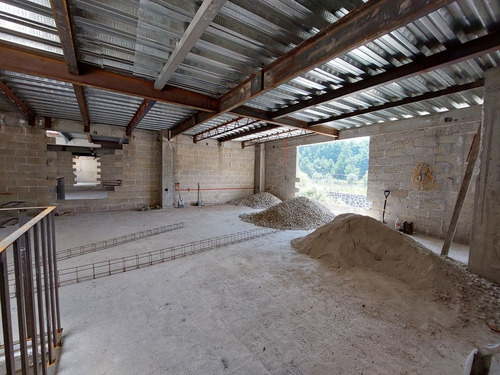 Renta Bodega / Local Comercial, El Charco, A Un Costado De La Carret. Al Ajusco,