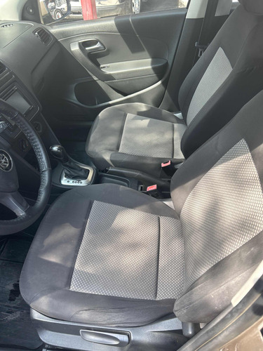 Volkswagen Vento 1.6 Starline At