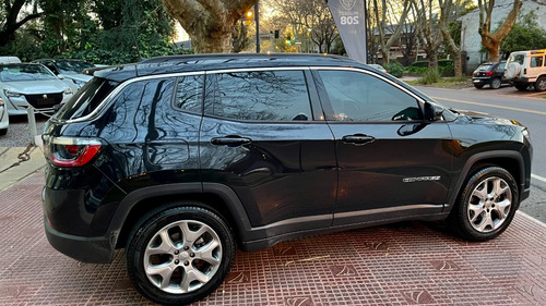 Imagen 7 de 25 de Jeep Compass Longitud
