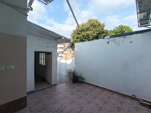 Casa En Venta En La Cabrera. Cod V30341