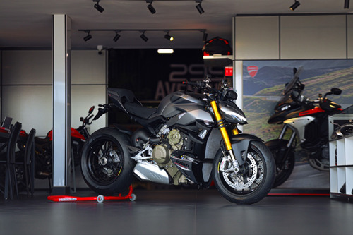 Ducati Streetfighter V4s 2023 - Customização Exclusiva!