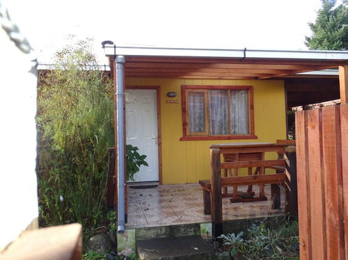 ¡parcela En Cunco: 5000 M² Junto A Zona Urbana Con 3 Casas!