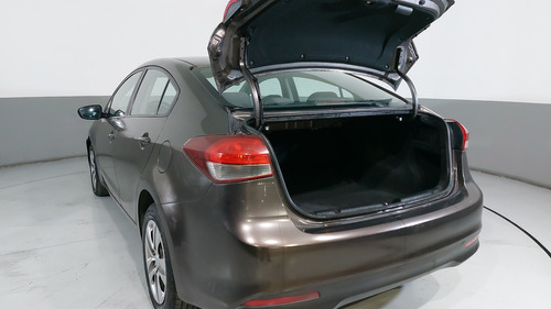 Kia Forte 2.0 Lx Mt
