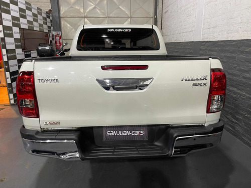 Imagen 5 de 8 de Toyota Hilux 2018 2.8 Cd Srx 177cv 4x4 At