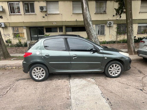 Peugeot 207 1.6 Xt