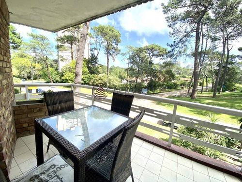 Excepcional Apartamento De Dos Dormitorios Y Medio!- Ref: 2753