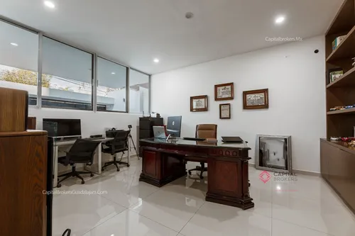 Casa En Venta De Lujo Arcos Guadalupe Zapopan